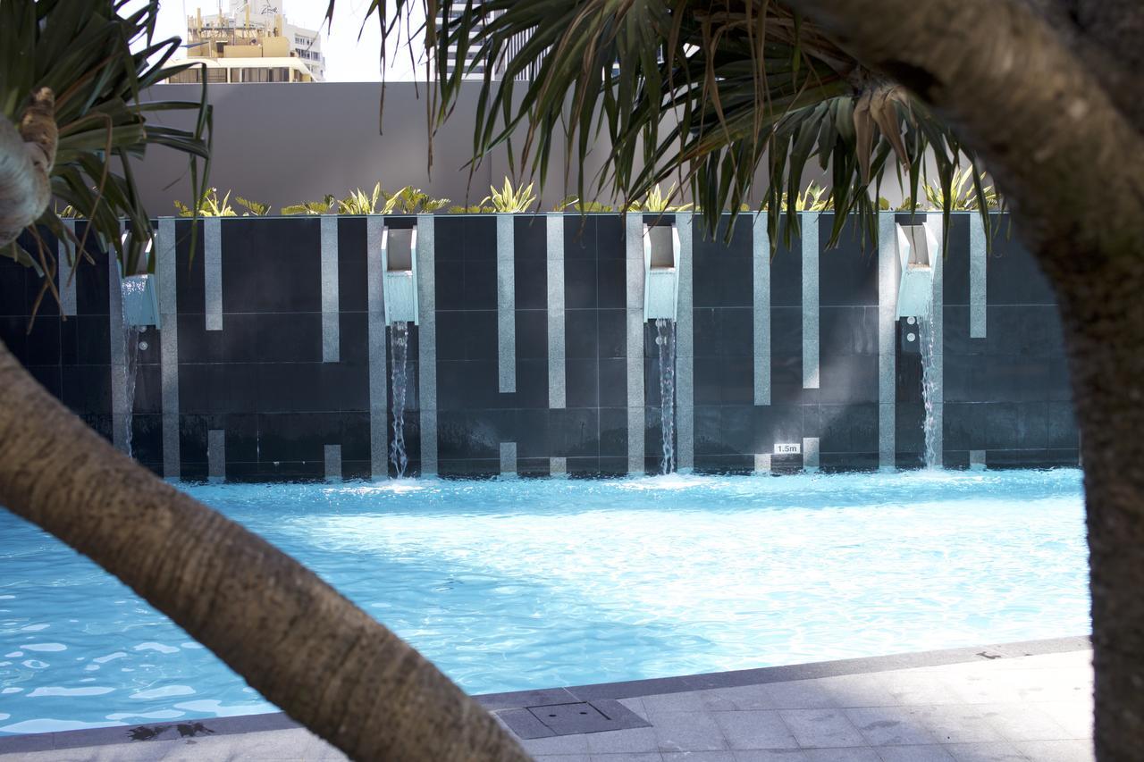 Circle Surfers Paradise Holidays エクステリア 写真