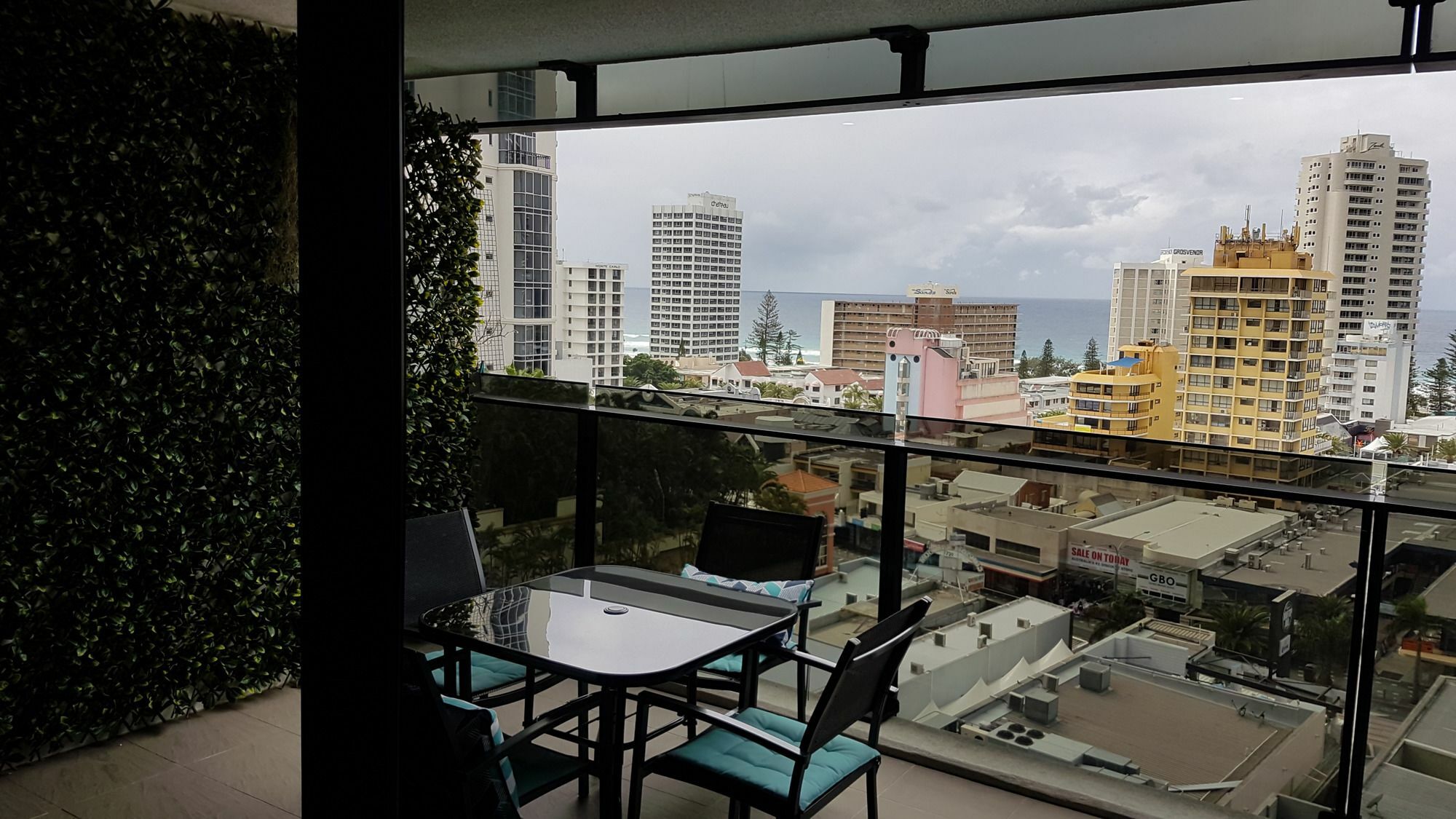 Circle Surfers Paradise Holidays エクステリア 写真